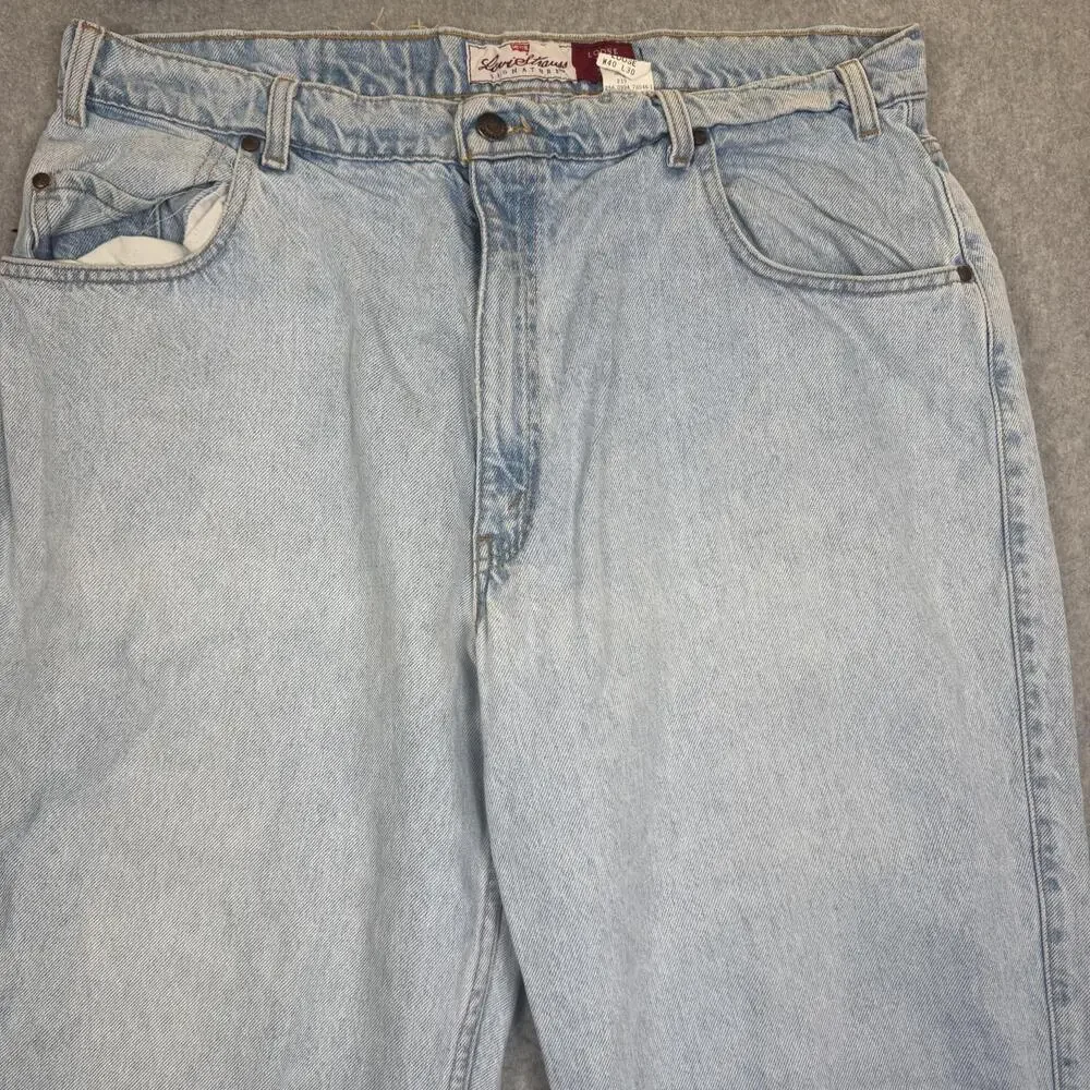 Vintage Levi's Y2K Men's 40x30 Light Wash Loose Fit Ankle Length Jeans Signature